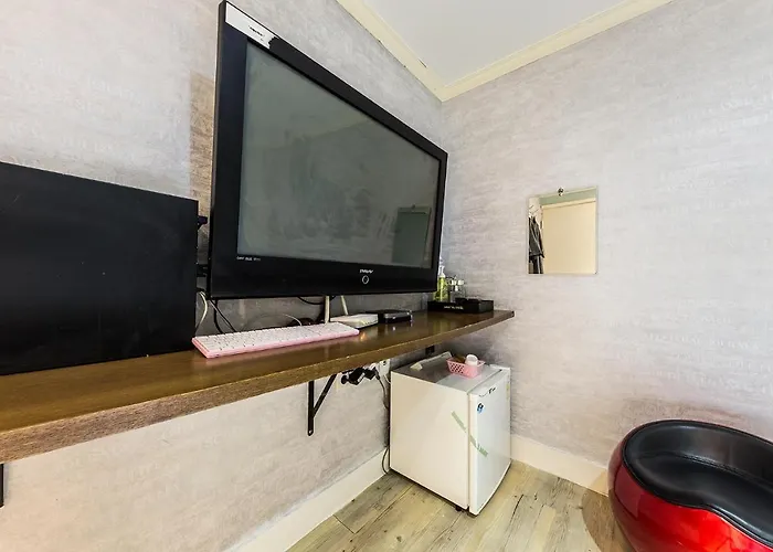 In Sinchon Goguma Motel