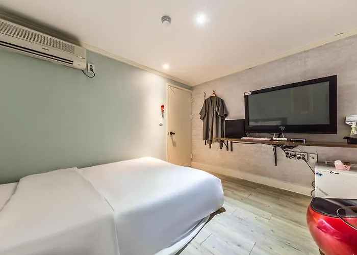 In Sinchon Goguma Motel
