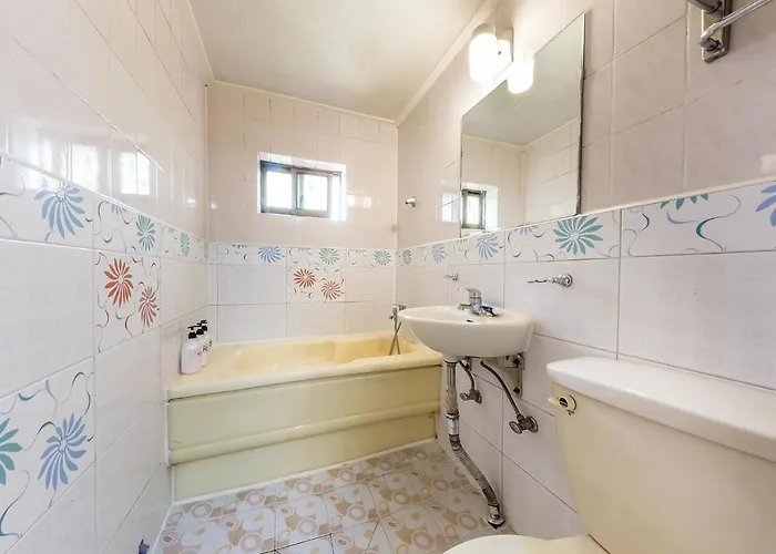 Motel In Sinchon Goguma 2*
